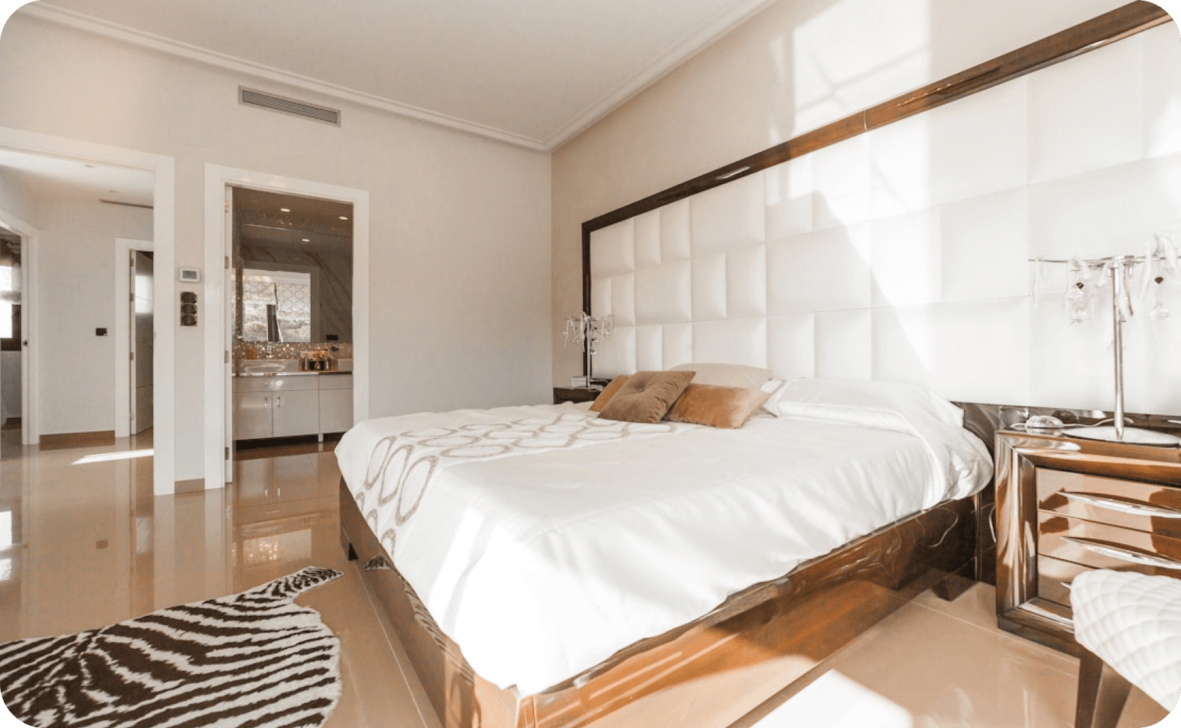 LuxuryImage
